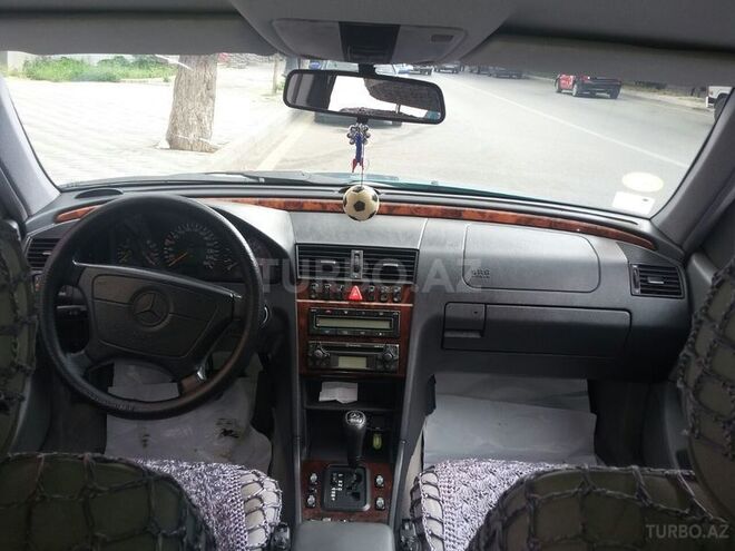 Mercedes C 240 1997, 233,000 km - 2.4 l - Bakı