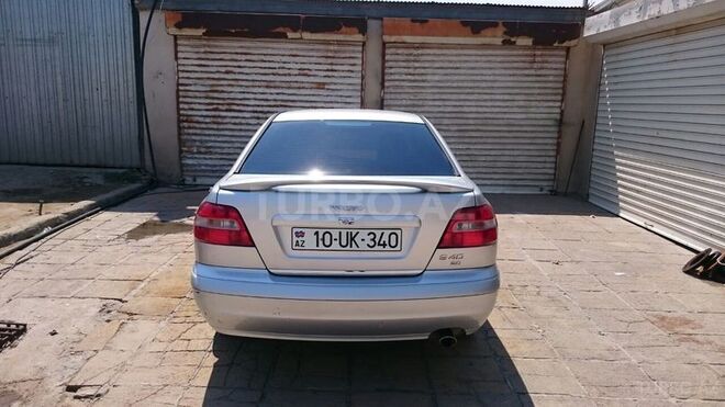 Volvo  2004, 206,000 km - 2.0 l - Bakı