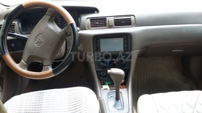 Toyota Camry 2012, 332,000 km - 2.2 l - Bakı
