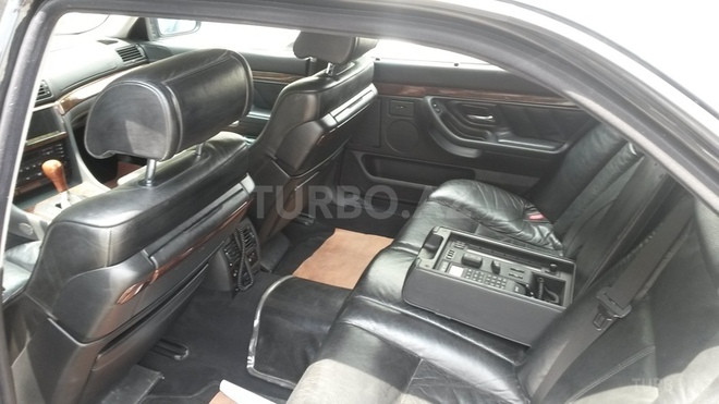 BMW 740 1998, 180,000 km - 4.4 l - Bakı