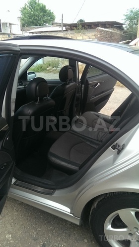Mercedes E 270 2002, 280,000 km - 2.7 l - Gəncə