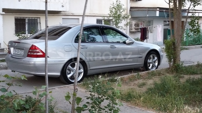 Mercedes C 240 2000, 275,000 km - 2.6 l - Bakı