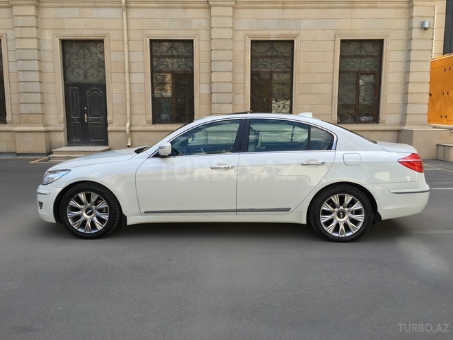 Hyundai Genesis 2010, 131,000 km - 3.8 л - Bakı