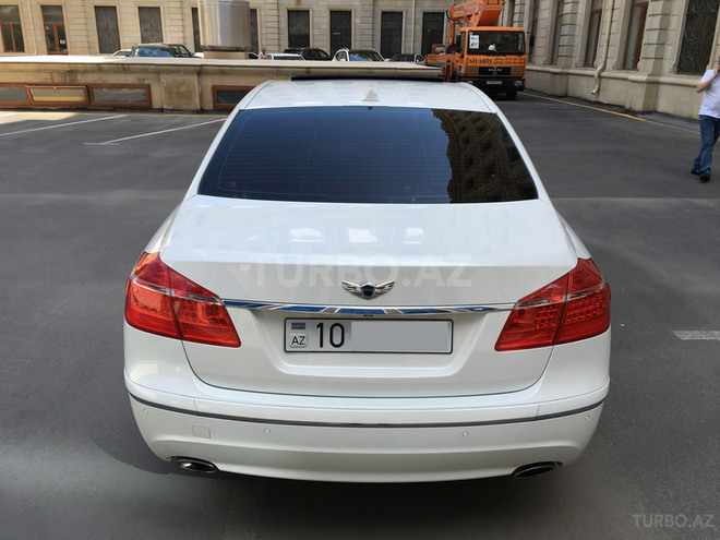 Hyundai Genesis 2010, 131,000 km - 3.8 л - Bakı