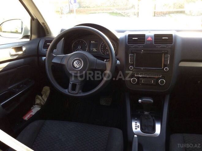 Volkswagen Jetta 2010, 118,000 km - 1.6 l - Bakı
