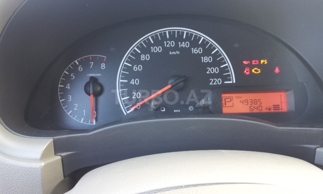 Nissan Sunny 2012, 495,633 km - 1.5 л - Sumqayıt