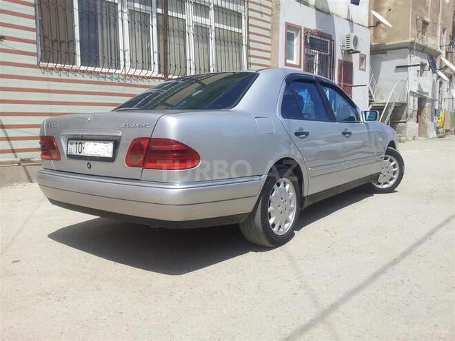 Mercedes E 300 1997, 310,000 km - 3.0 l - Sumqayıt