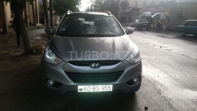 Hyundai ix35 2011, 81,000 km - 2.4 л - Tovuz