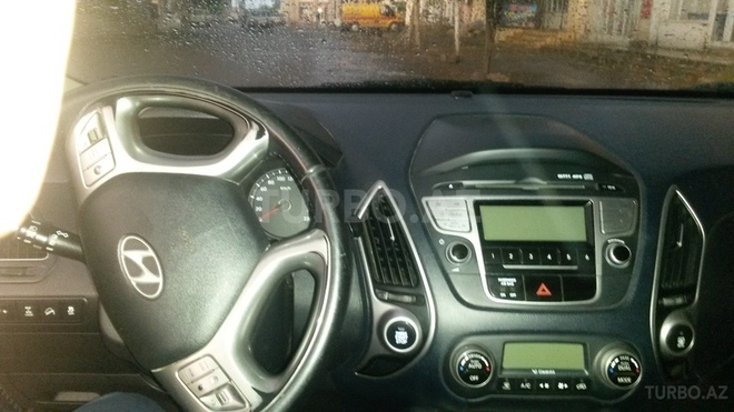 Hyundai ix35 2011, 81,000 km - 2.4 л - Tovuz