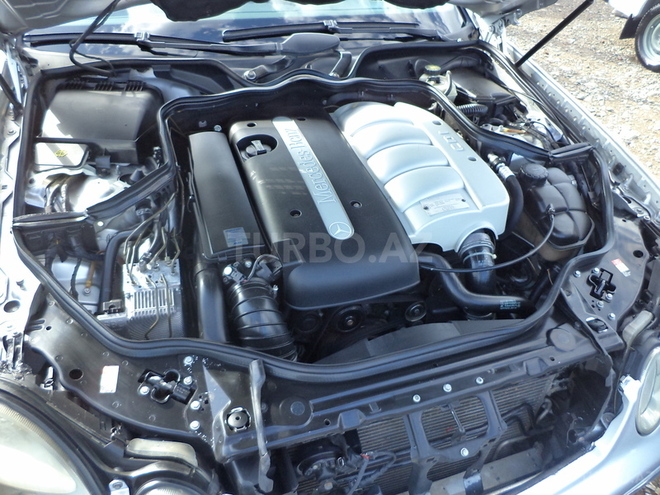 Mercedes E 220 2002, 130,000 km - 2.2 l - Gəncə