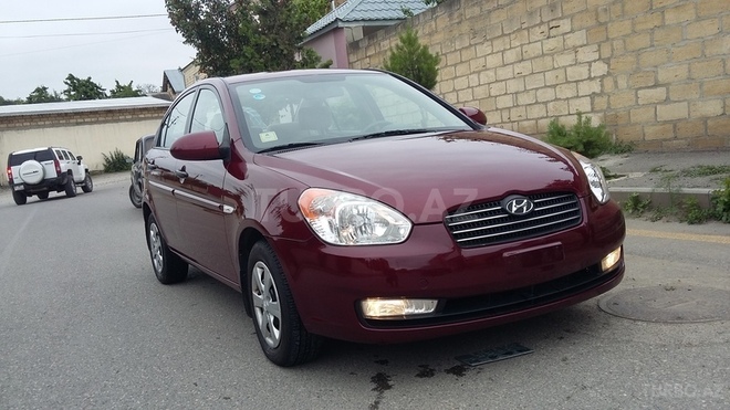 Hyundai Accent 2009, 105,500 km - 1.4 l - Quba