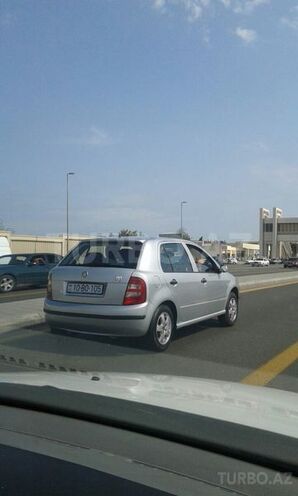 Skoda Fabia 2000, 31,000 km - 1.4 l - Bakı