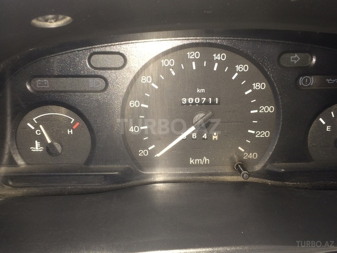 Ford Transit 2002, 300,711 km - 2.4 l - Bakı