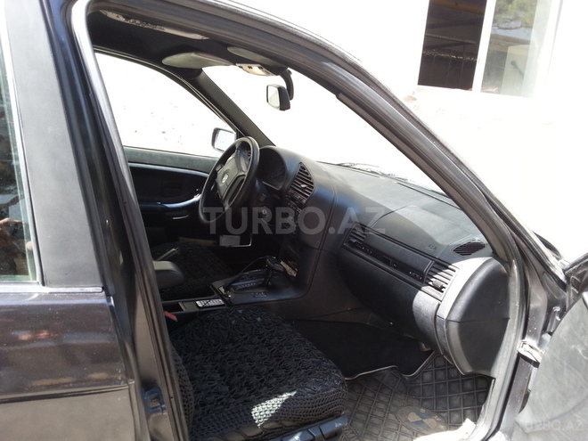 BMW 320 1996, 333,000 km - 2.0 l - Sumqayıt
