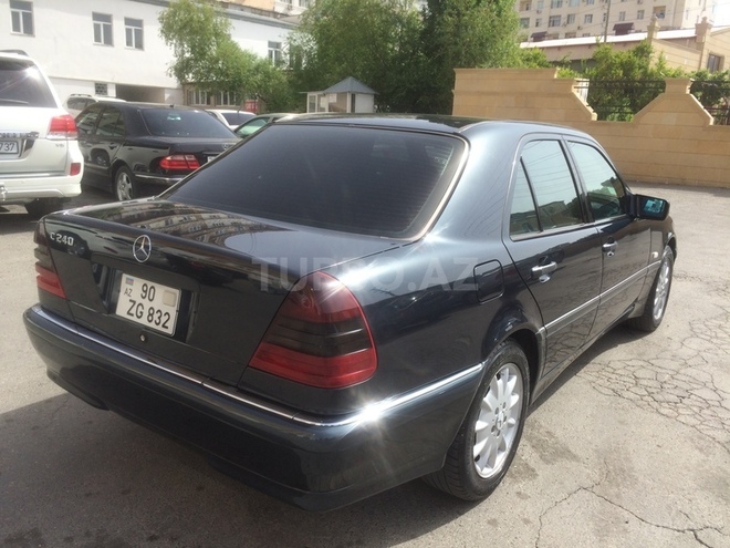 Mercedes C 240 1998, 252,000 km - 2.4 l - Bakı