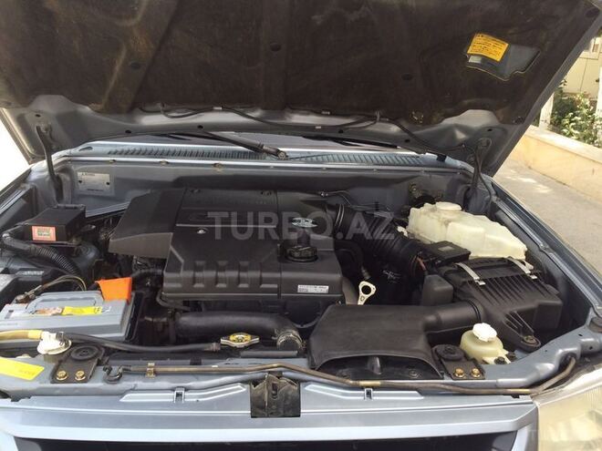 Mitsubishi Pajero io 2012, 227,000 km - 2.0 л - Bakı