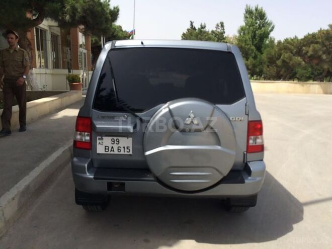 Mitsubishi Pajero io 2012, 227,000 km - 2.0 л - Bakı