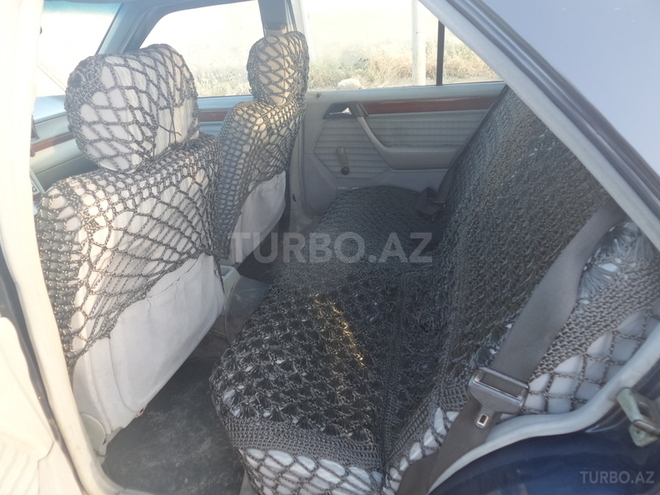 Mercedes E 230 1990, 130,000 km - 2.3 l - Bakı