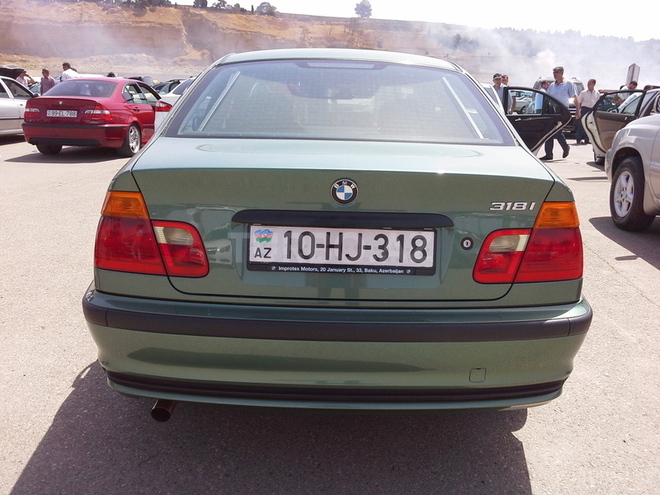 BMW 318 1998, 100,000 km - 1.8 л - Bakı