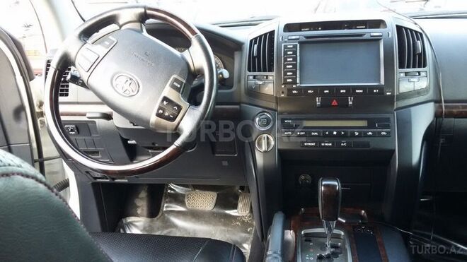 Toyota Land Cruiser 2011, 95,000 km - 4.0 l - Bakı