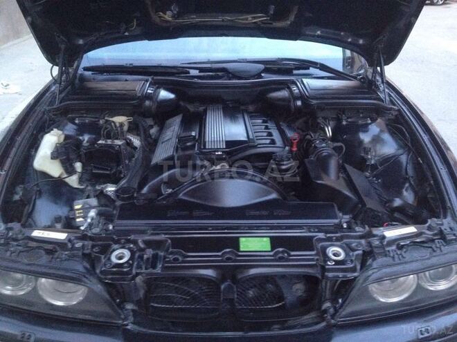BMW 528 1999, 309,000 km - 2.8 l - Bakı