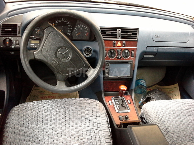 Mercedes C 180 1997, 222,000 km - 1.8 l - Bakı