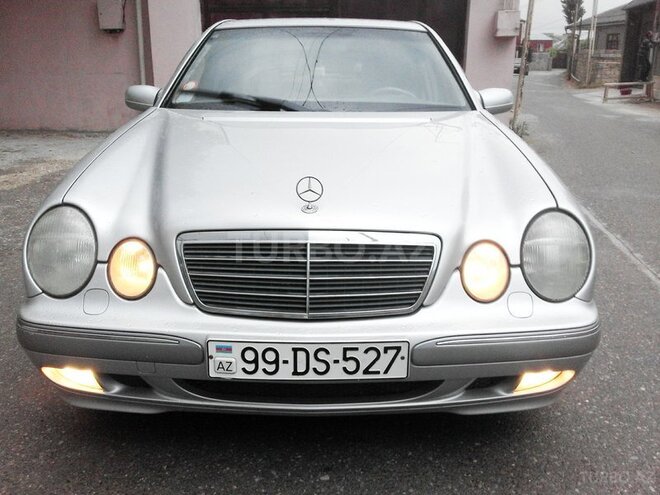 Mercedes E 200 1999, 320,000 km - 2.0 л - Bakı