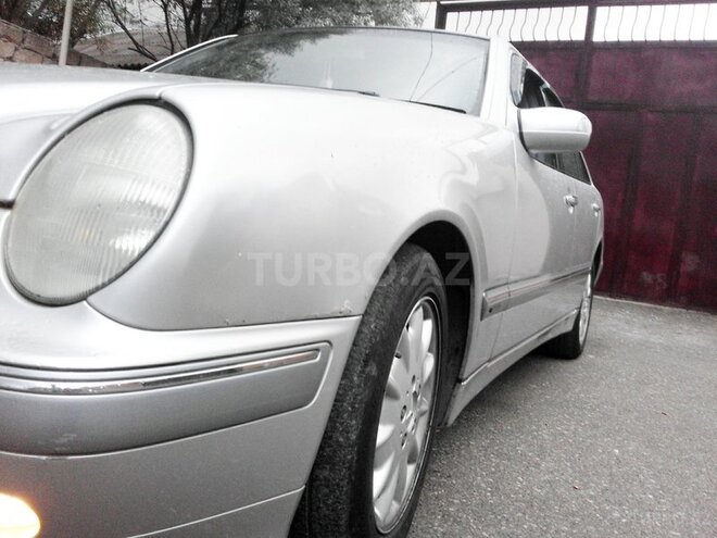 Mercedes E 200 1999, 320,000 km - 2.0 л - Bakı