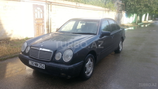 Mercedes E 280 1997, 280,000 km - 2.8 l - Sumqayıt