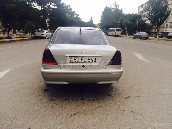 Mercedes C 220 1998, 241,041 km - 2.2 l - Bakı