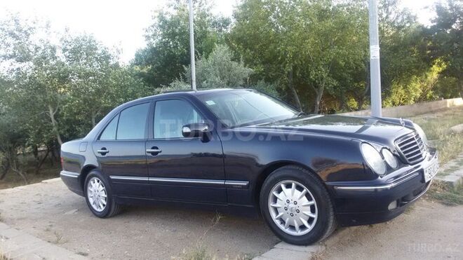 Mercedes E 240 2000, 158,000 km - 2.4 l - Bakı