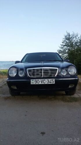 Mercedes E 240 2000, 158,000 km - 2.4 l - Bakı
