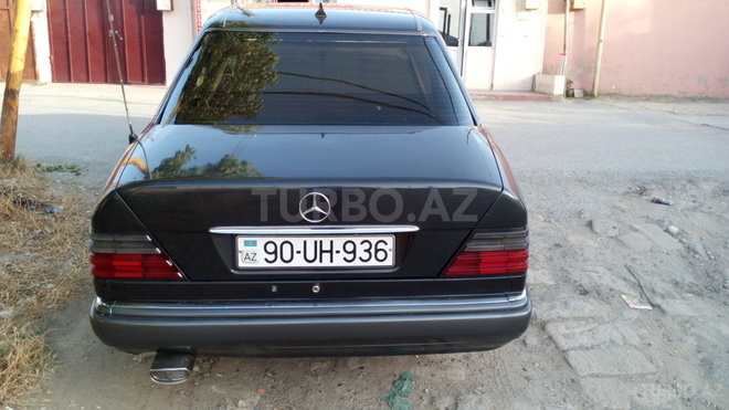 Mercedes E 300 1993, 78,000 km - 3.0 л - Bakı