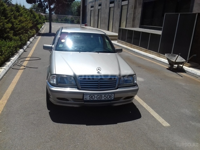 Mercedes C 220 1998, 380,000 km - 2.2 l - Bakı