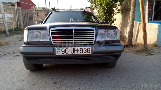Mercedes E 300 1993, 78,000 km - 3.0 л - Bakı