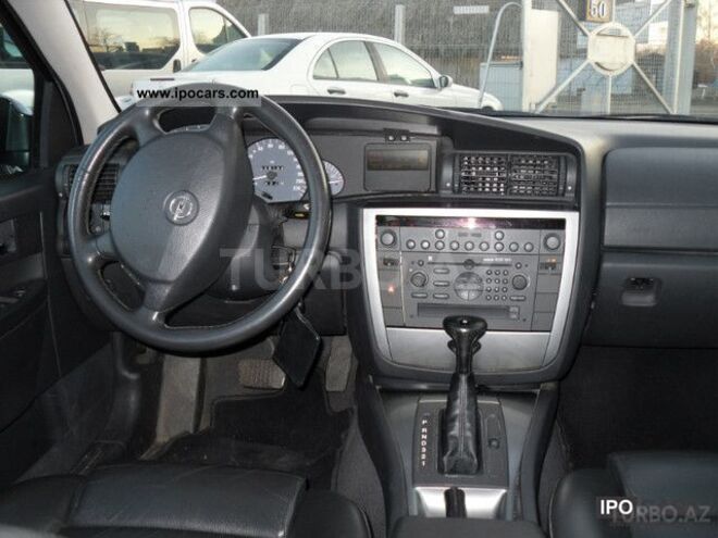 Opel Omega 2003, 270,000 km - 2.5 l - Bakı