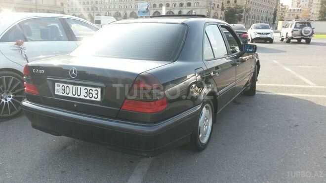 Mercedes C 240 1998, 258,000 km - 2.4 l - Bakı