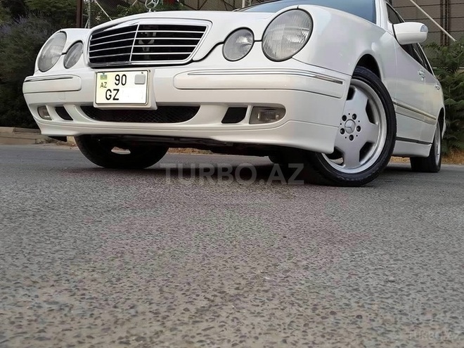 Mercedes E 280 1998, 220,000 km - 2.8 л - Bakı