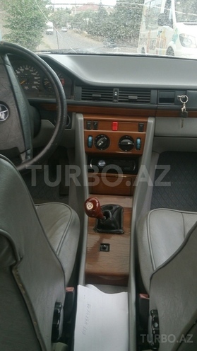 Mercedes E 230 1990, 250 km - 2.3 l - Bakı