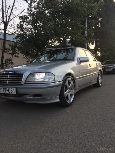 Mercedes C 200 1996, 215,000 km - 2.0 l - Gəncə