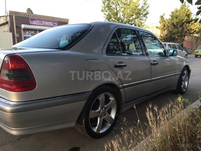 Mercedes C 200 1996, 215,000 km - 2.0 l - Gəncə
