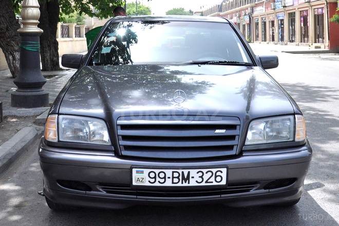 Mercedes C 200 1999, 280,000 km - 2.0 l - Bakı
