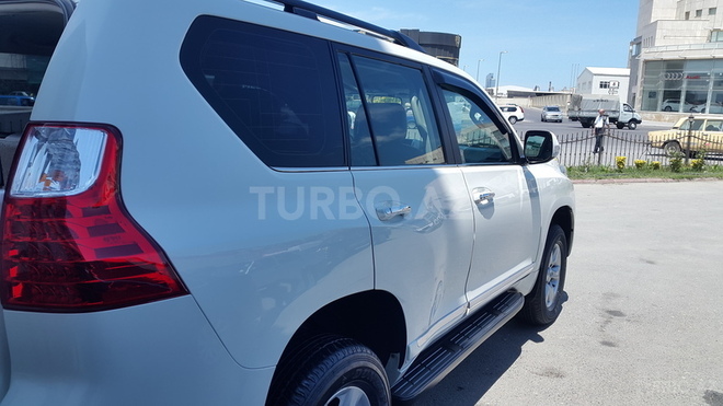 Toyota Prado 2010, 102,500 km - 2.7 l - Bakı