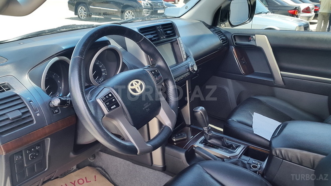 Toyota Prado 2010, 102,500 km - 2.7 l - Bakı