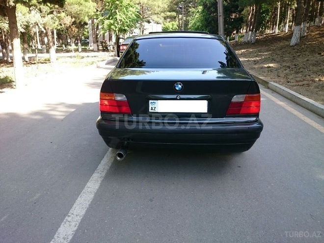BMW 320 1996, 285,000 km - 2.0 l - Sumqayıt