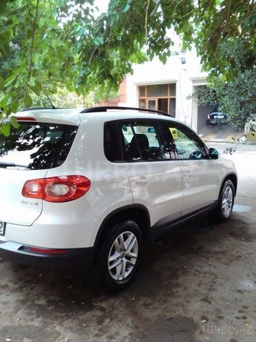 Volkswagen Tiguan 2010, 43,000 km - 2.0 l - Bakı