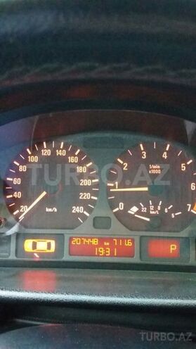 BMW 320 2000, 207,000 km - 2.2 л - Bakı
