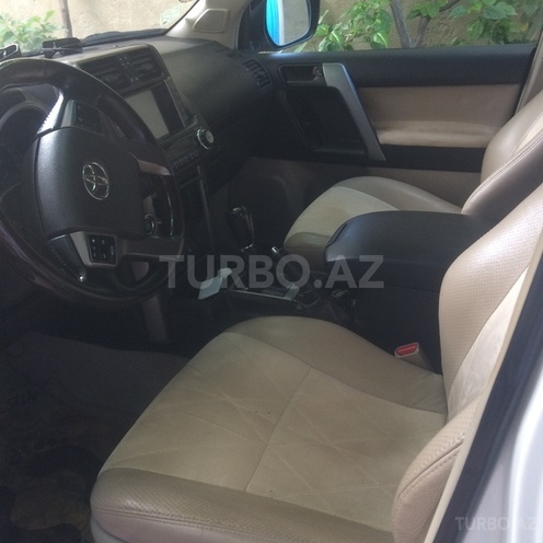Toyota Prado 2011, 102,500 km - 4.0 l - Bakı