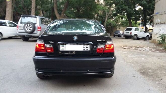 BMW 320 2000, 207,000 km - 2.2 л - Bakı