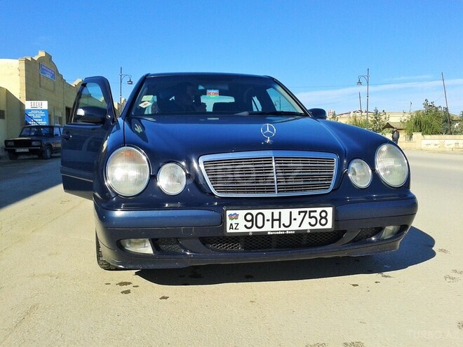 Mercedes E 200 2000, 251,000 km - 2.0 л - Bakı